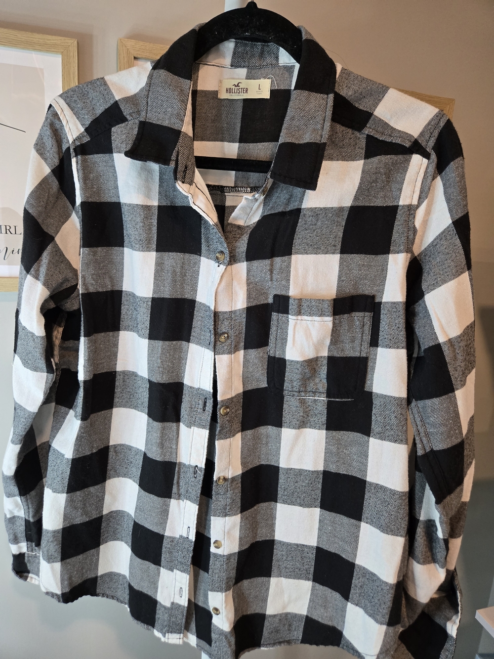 Hollister Black & White Buffalo Plaid Button-Up Shirt